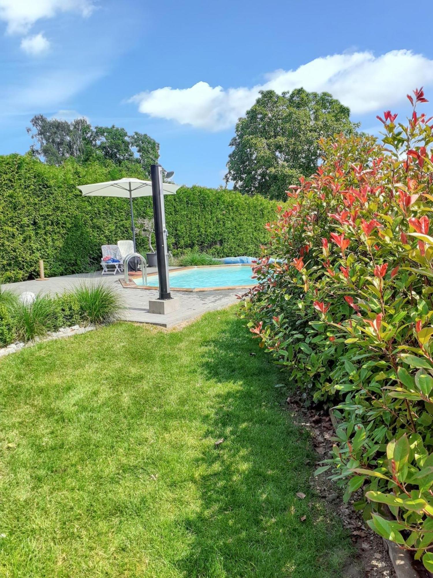 Charming House In Hamois With Shared Pool Villa Buitenkant foto